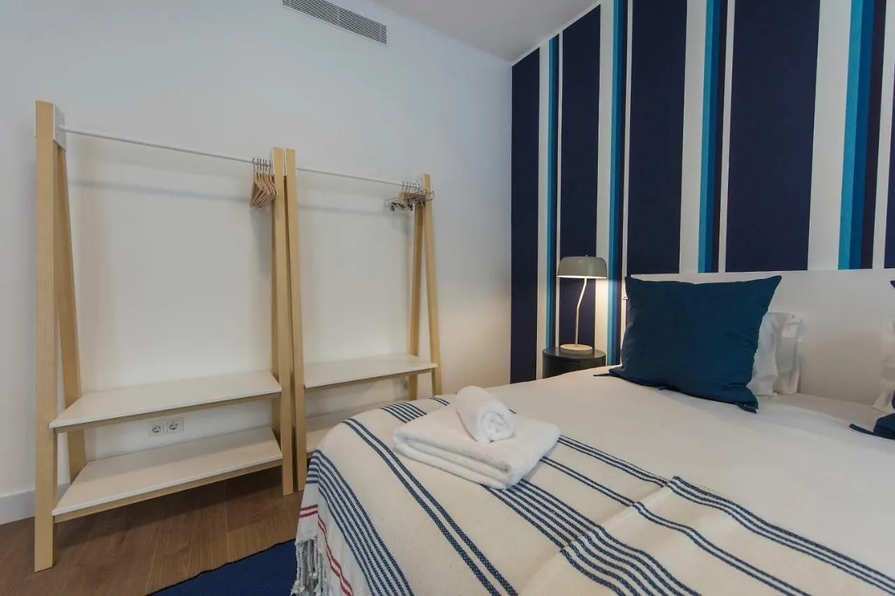 High Ceiling Duplex Apartment At Cais Do Sodre Lisbon Portugal