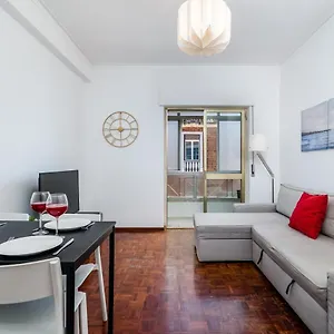 Go Native - Center Apartment