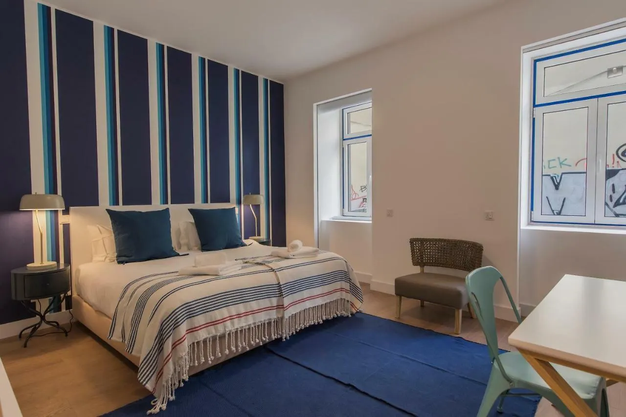 High Ceiling Duplex Apartment At Cais Do Sodre Lisbon 0*,
